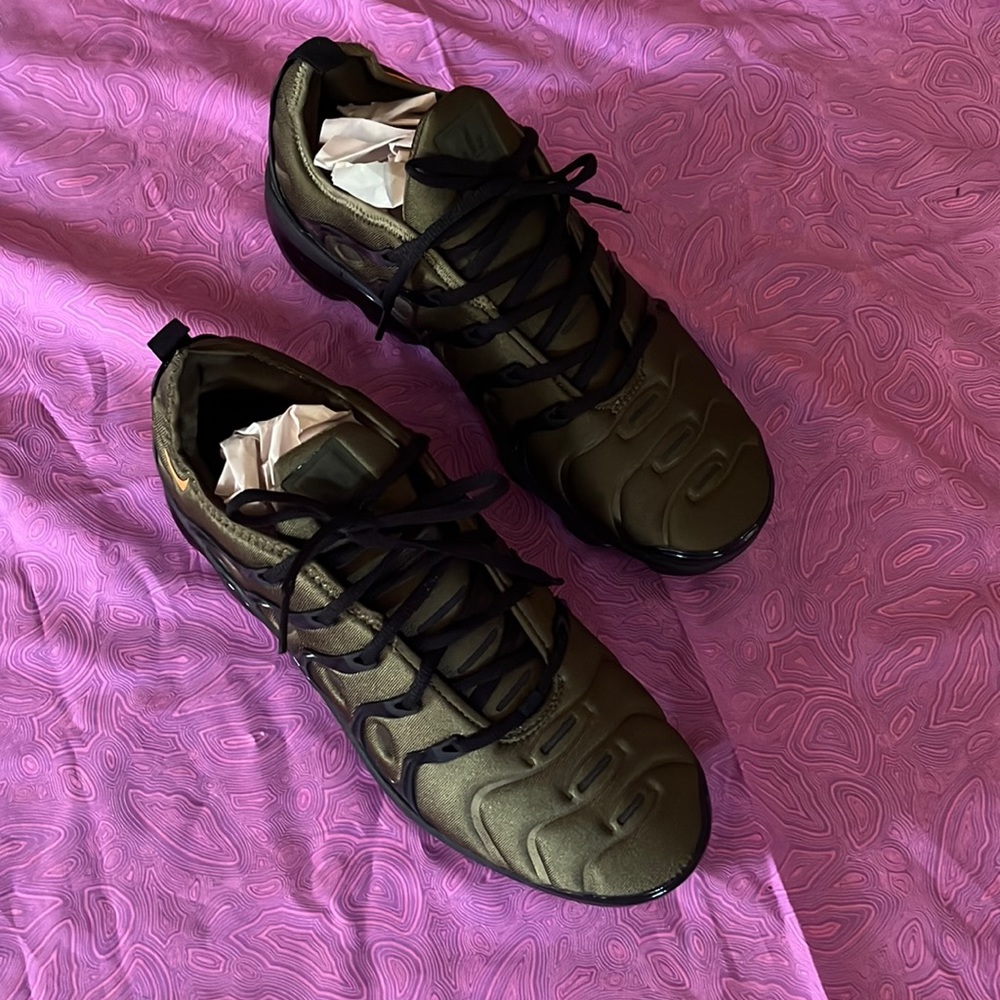 Men’s Nike Vapormax Plus size 10